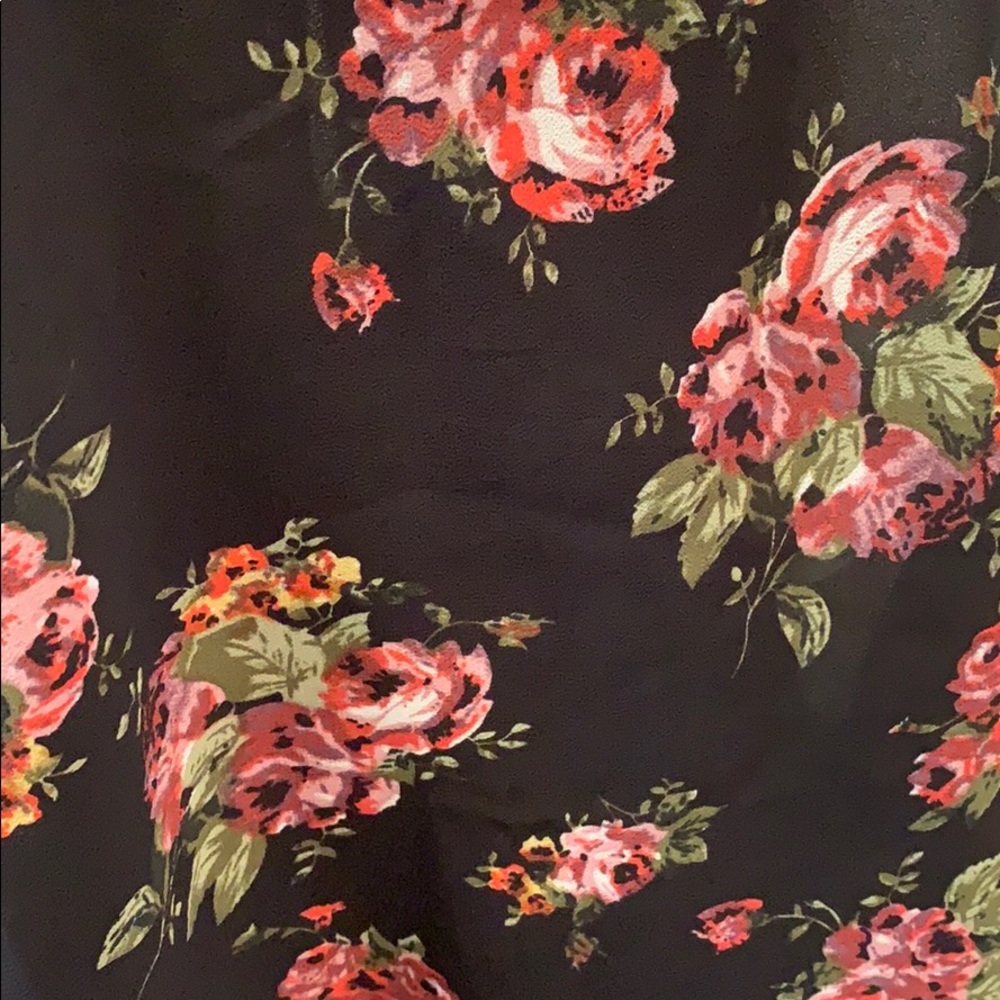 Floral blouse - Picture 2 of 3